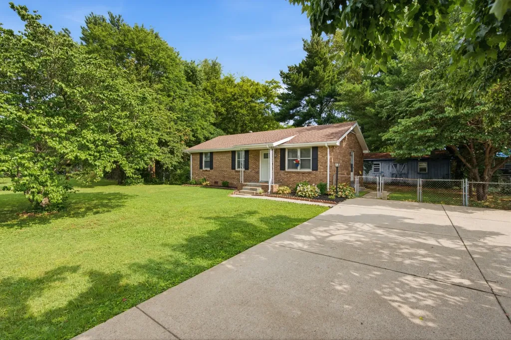 407 Maple Street Smyrna TN 37167