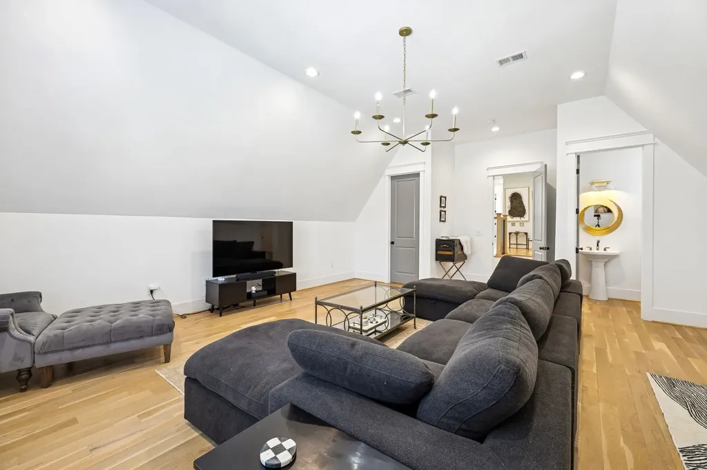 937 Woodmont Boulevard Nashville TN 37204