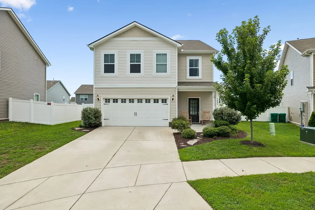 1004 Baltusrol Lane Lebanon TN 37087