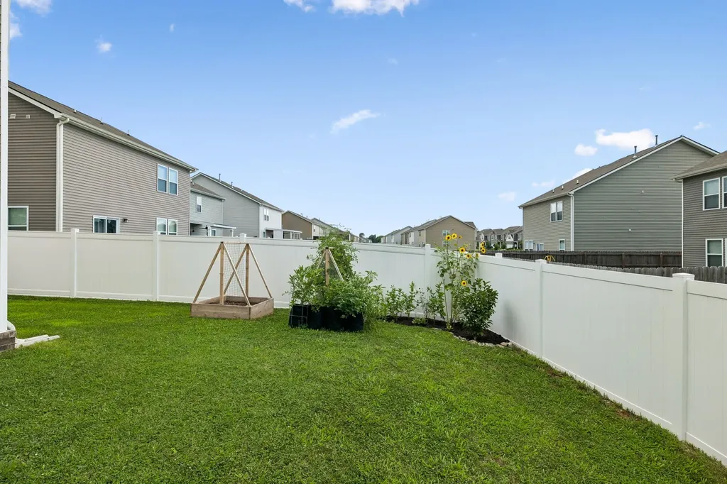 1004 Baltusrol Lane Lebanon TN 37087