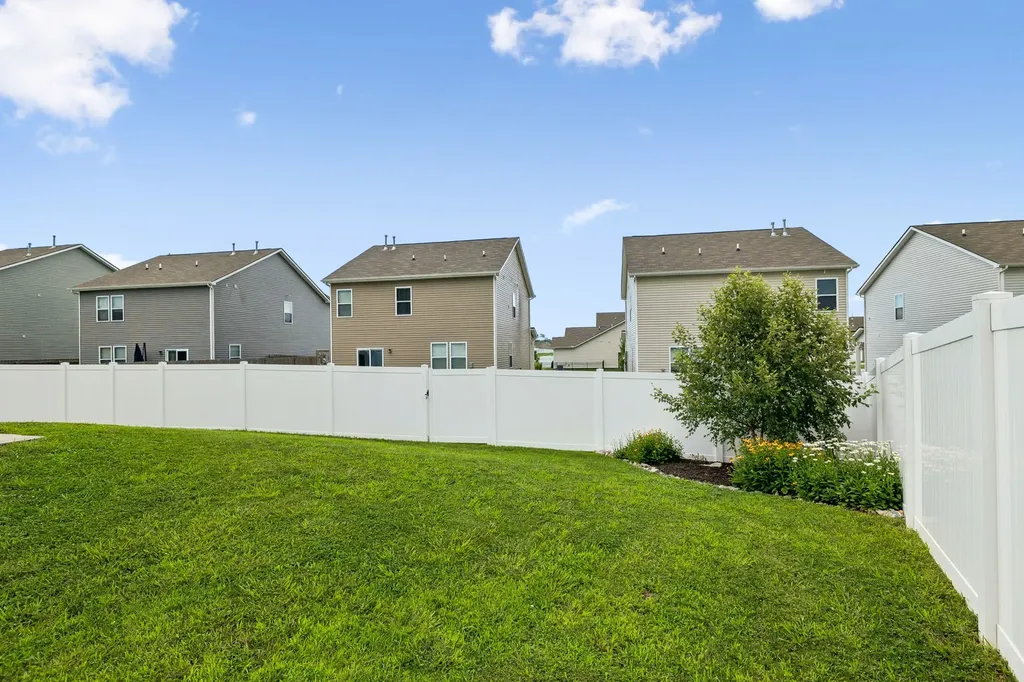 1004 Baltusrol Lane Lebanon TN 37087