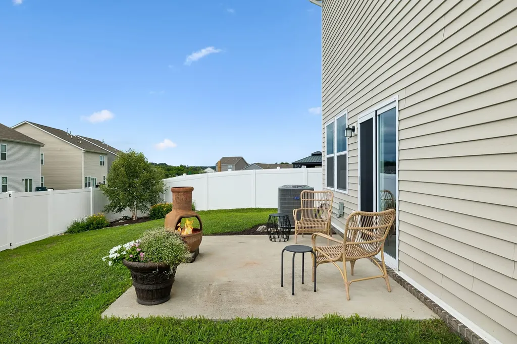 1004 Baltusrol Lane Lebanon TN 37087