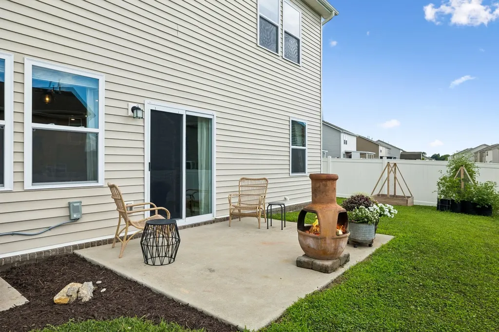 1004 Baltusrol Lane Lebanon TN 37087