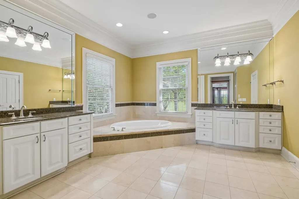 2420 Hidden River Lane Franklin TN 37069