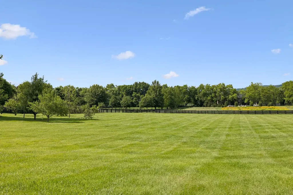 2420 Hidden River Lane Franklin TN 37069