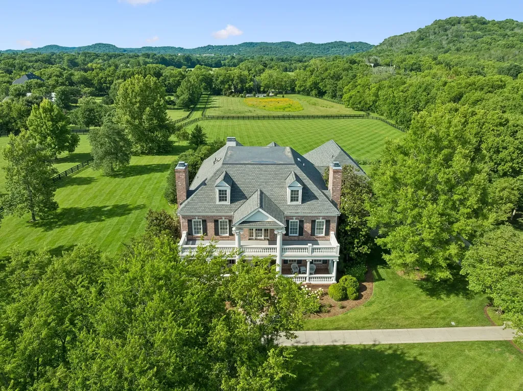 2420 Hidden River Lane Franklin TN 37069