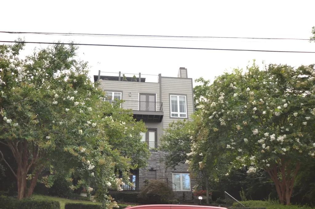 405 32nd Ave, S Nashville TN 37212