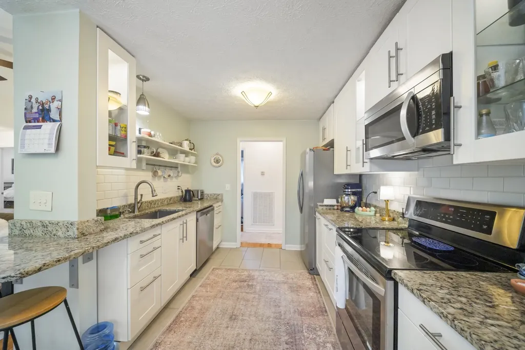 4092 Summit Drive Greenbrier TN 37073