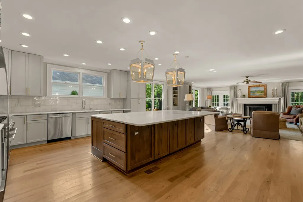 1018 Gateway Lane Nashville TN 37220