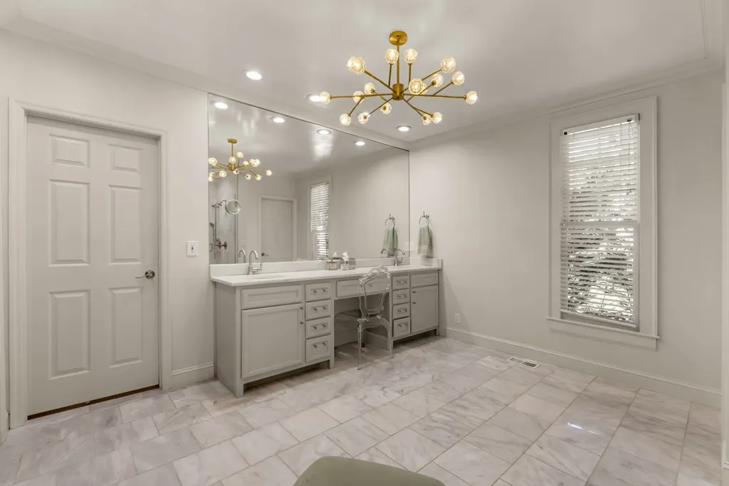 1018 Gateway Lane Nashville TN 37220
