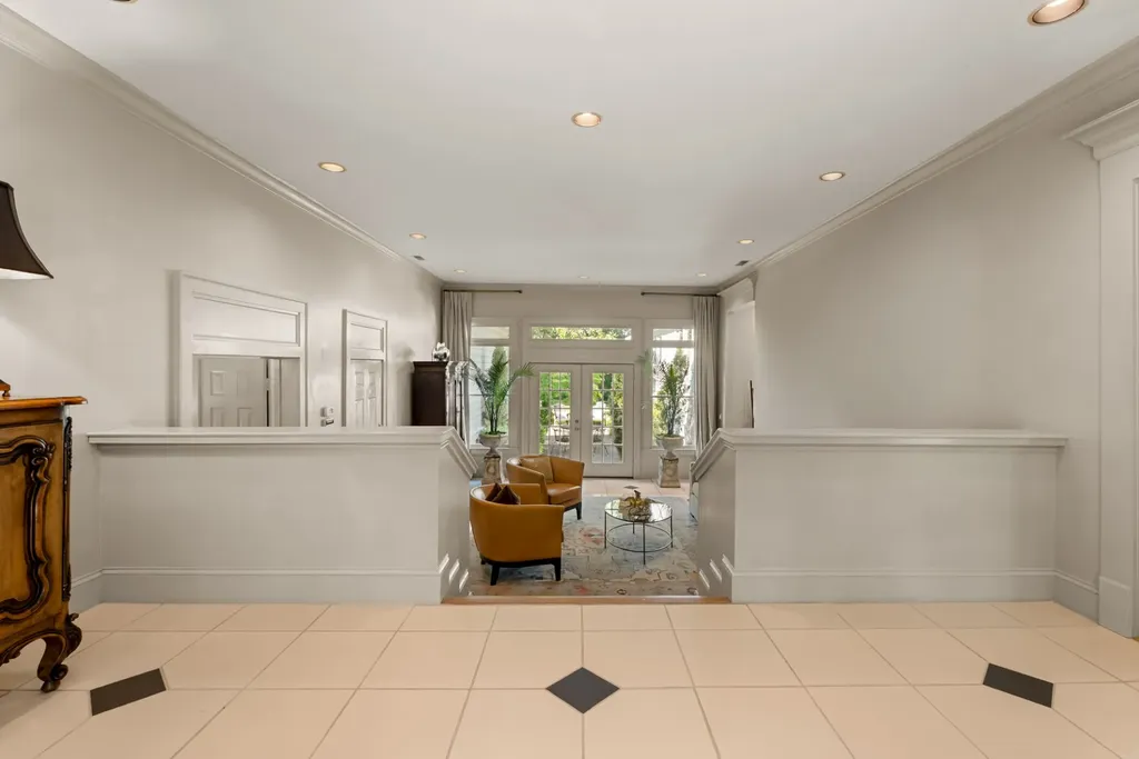 1018 Gateway Lane Nashville TN 37220