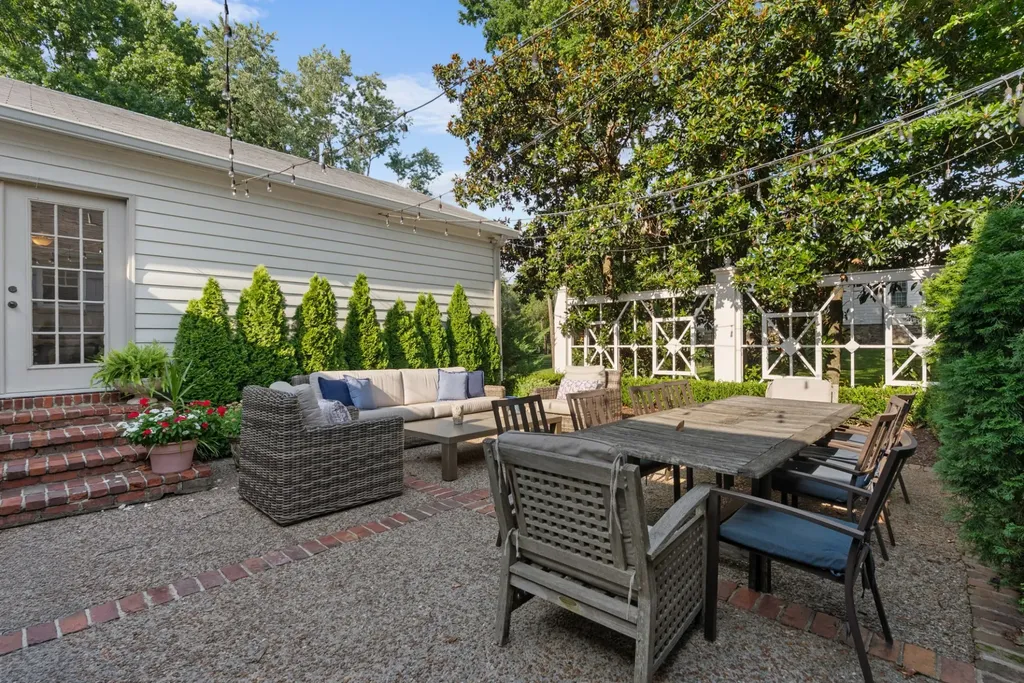 1018 Gateway Lane Nashville TN 37220