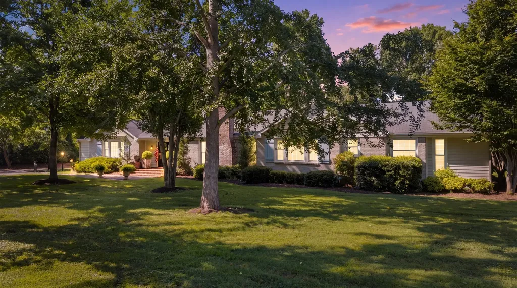 1018 Gateway Lane Nashville TN 37220