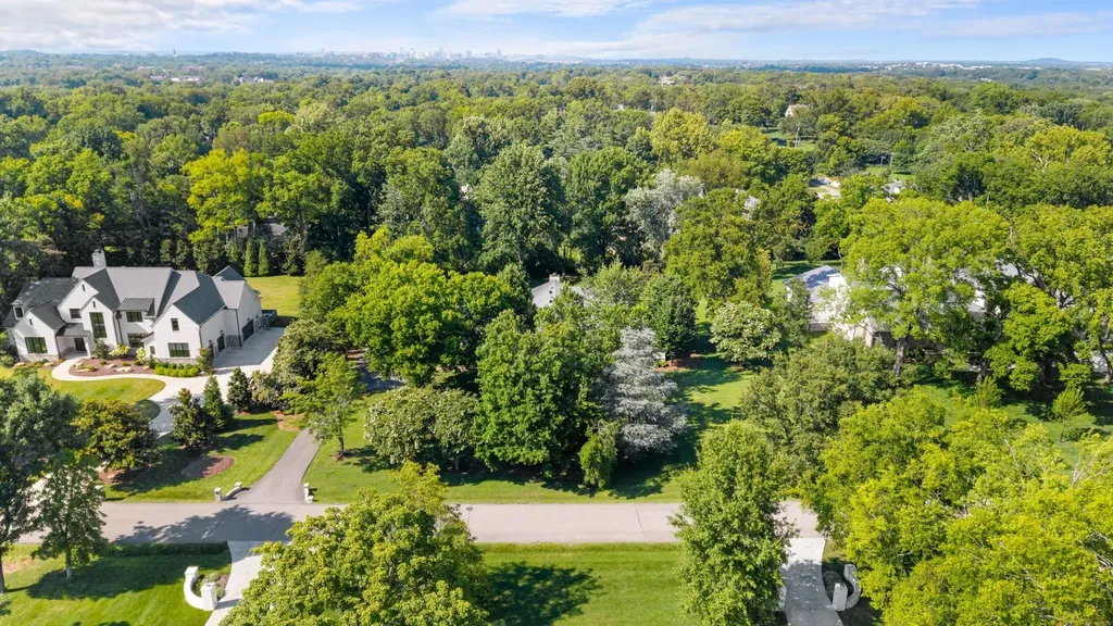1018 Gateway Lane Nashville TN 37220