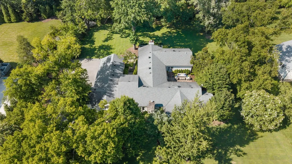 1018 Gateway Lane Nashville TN 37220