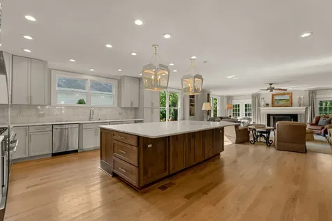 1018 Gateway Lane Nashville TN 37220