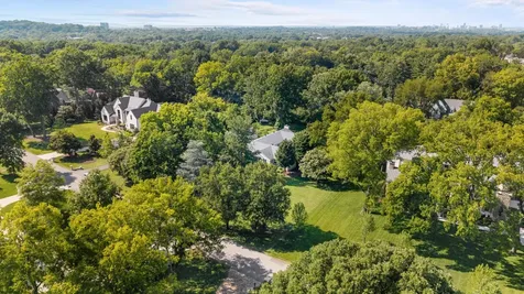 1018 Gateway Lane Nashville TN 37220