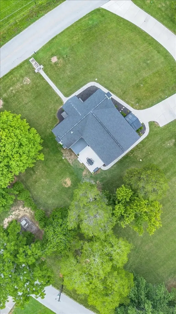 1408 Powers Bridge Road Manchester TN 37355