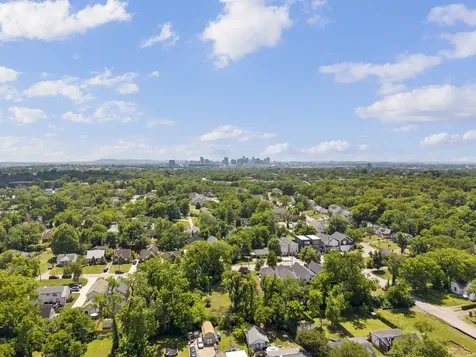 911 Fairwin Avenue Nashville TN 37216