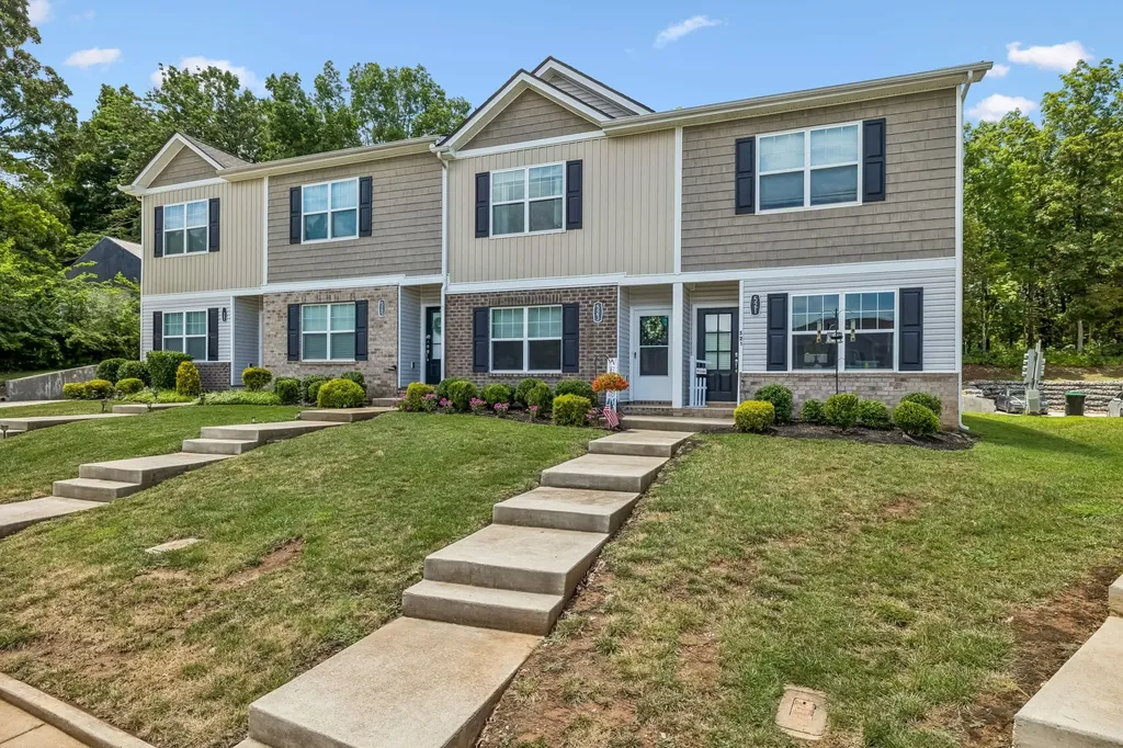 523 Moshe Flam Place La Vergne TN 37086