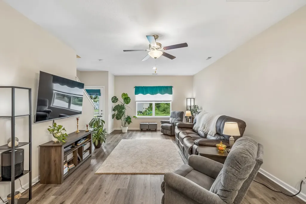 523 Moshe Flam Place La Vergne TN 37086