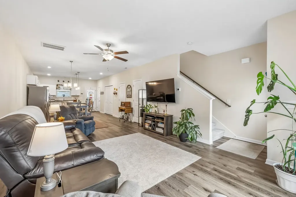 523 Moshe Flam Place La Vergne TN 37086