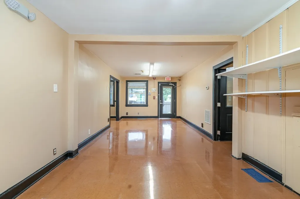 2003 Lebanon Pike Nashville TN 37210