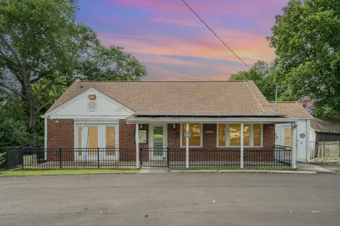 2003 Lebanon Pike Nashville TN 37210