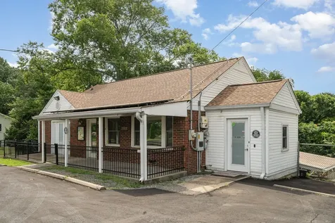 2003 Lebanon Pike Nashville TN 37210