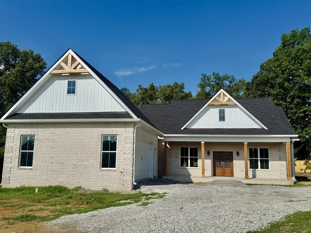 119 Settlers Trace Tullahoma TN 37388