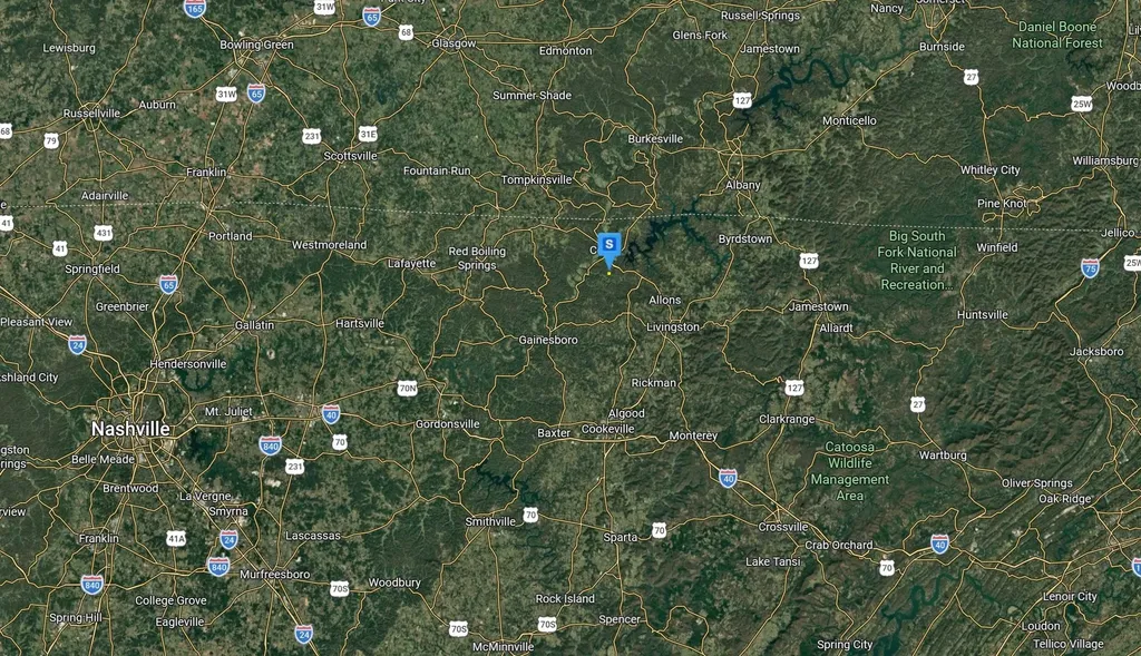 825 Timber Ridge Road Celina TN 38551