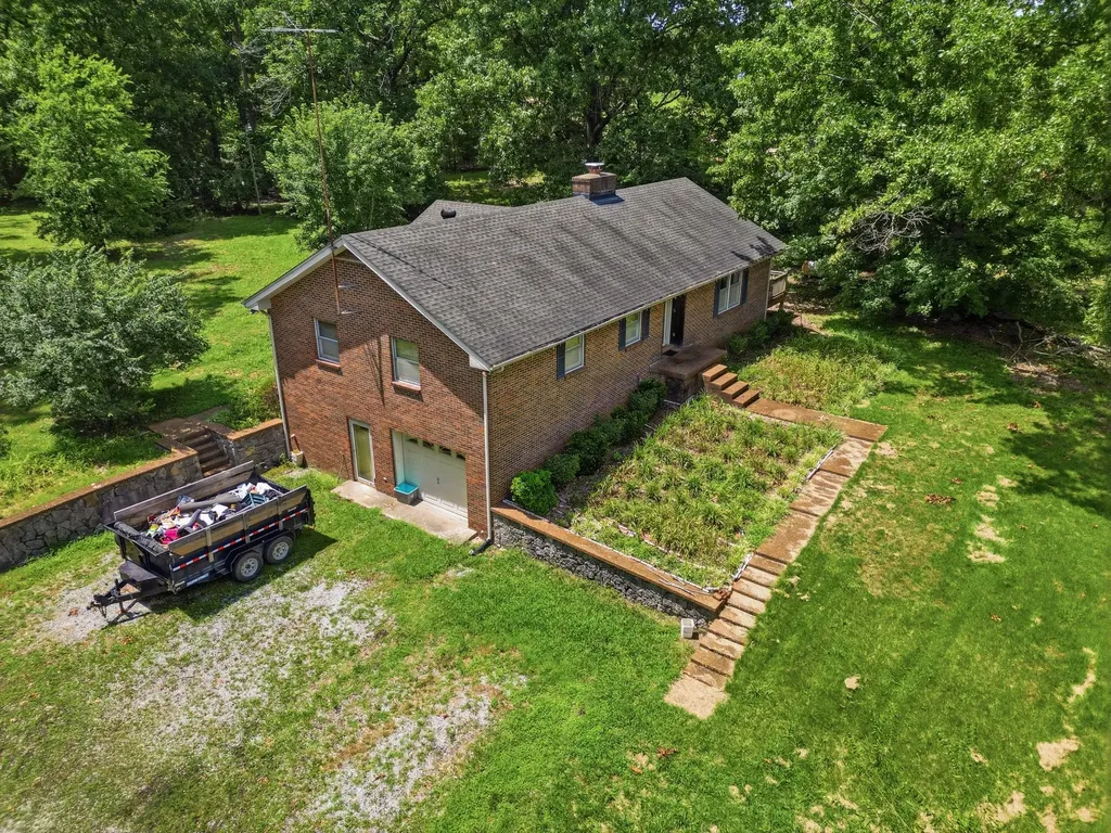 9044 Coles Ferry Pike Lebanon TN 37087