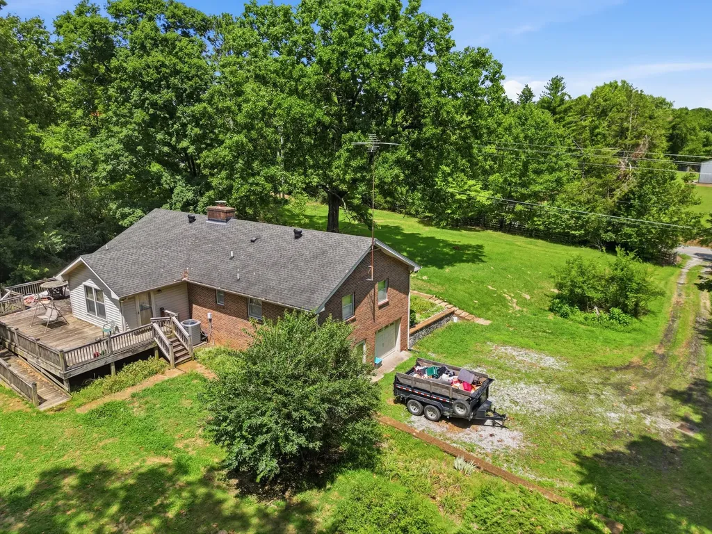 9044 Coles Ferry Pike Lebanon TN 37087