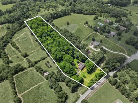 9044 Coles Ferry Pike Lebanon TN 37087