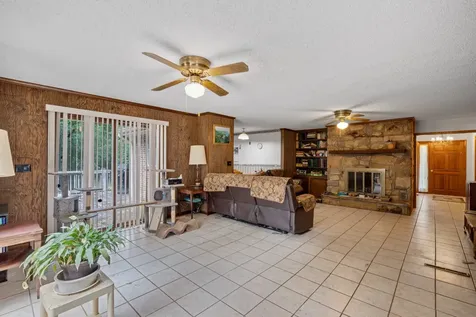 9044 Coles Ferry Pike Lebanon TN 37087