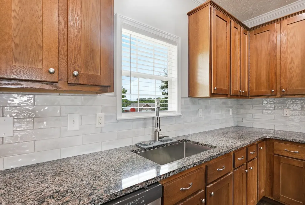 2308 Mustang Way Spring Hill TN 37174