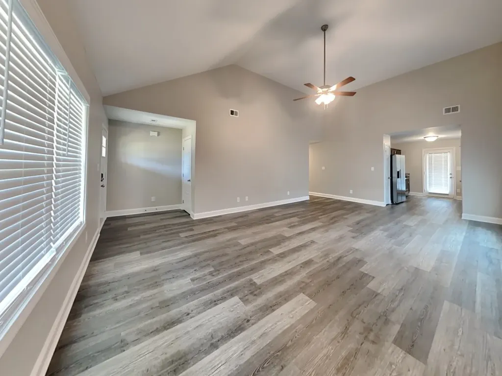 1093 Whitney Drive Clarksville TN 37042