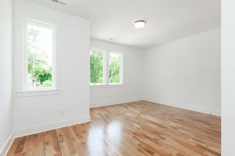 799 Fairwin Avenue Nashville TN 37216