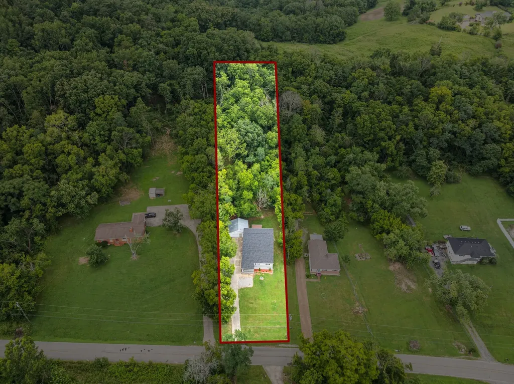 1116 Hitt Lane Goodlettsville TN 37072
