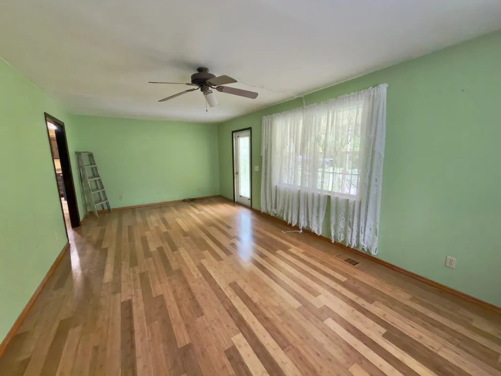 2709 Pea Ridge Road Liberty TN 37095