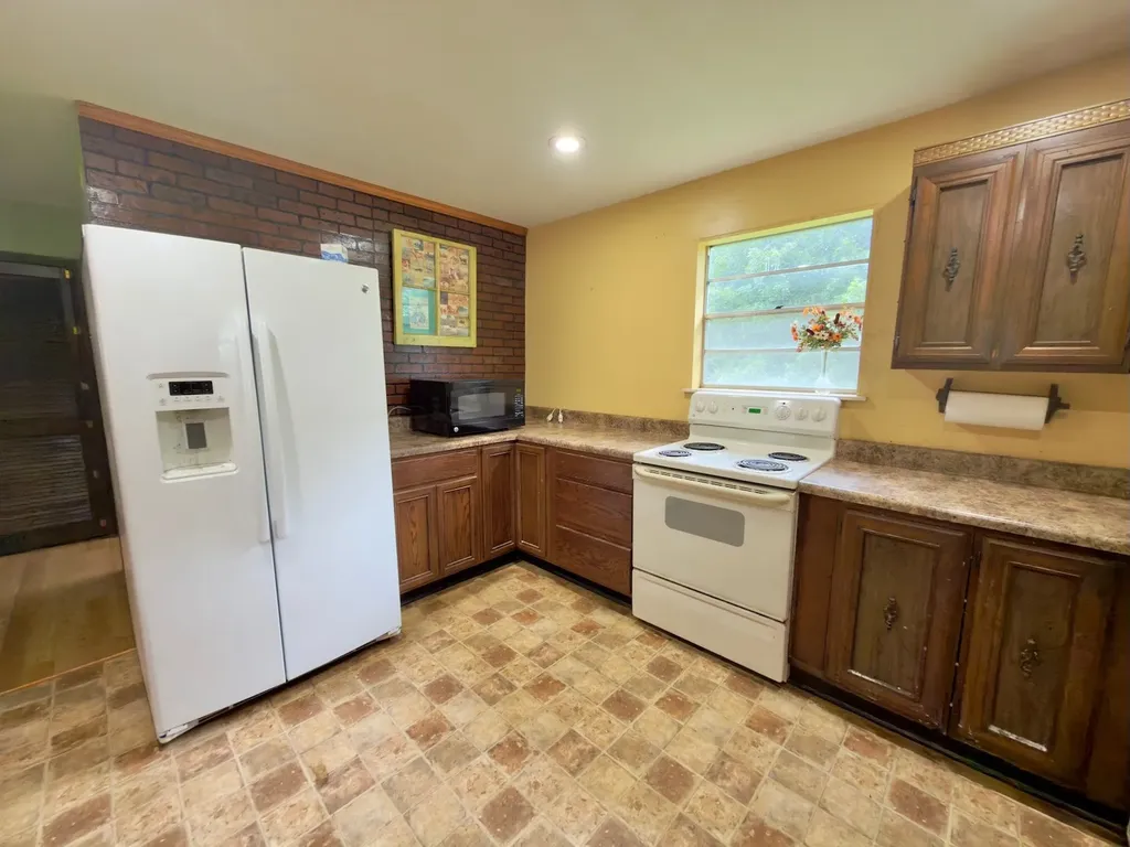 2709 Pea Ridge Road Liberty TN 37095