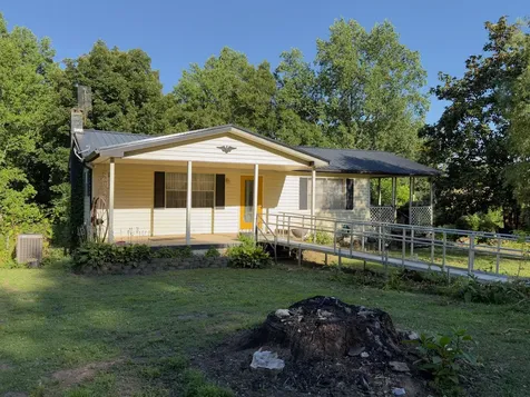 2709 Pea Ridge Road Liberty TN 37095