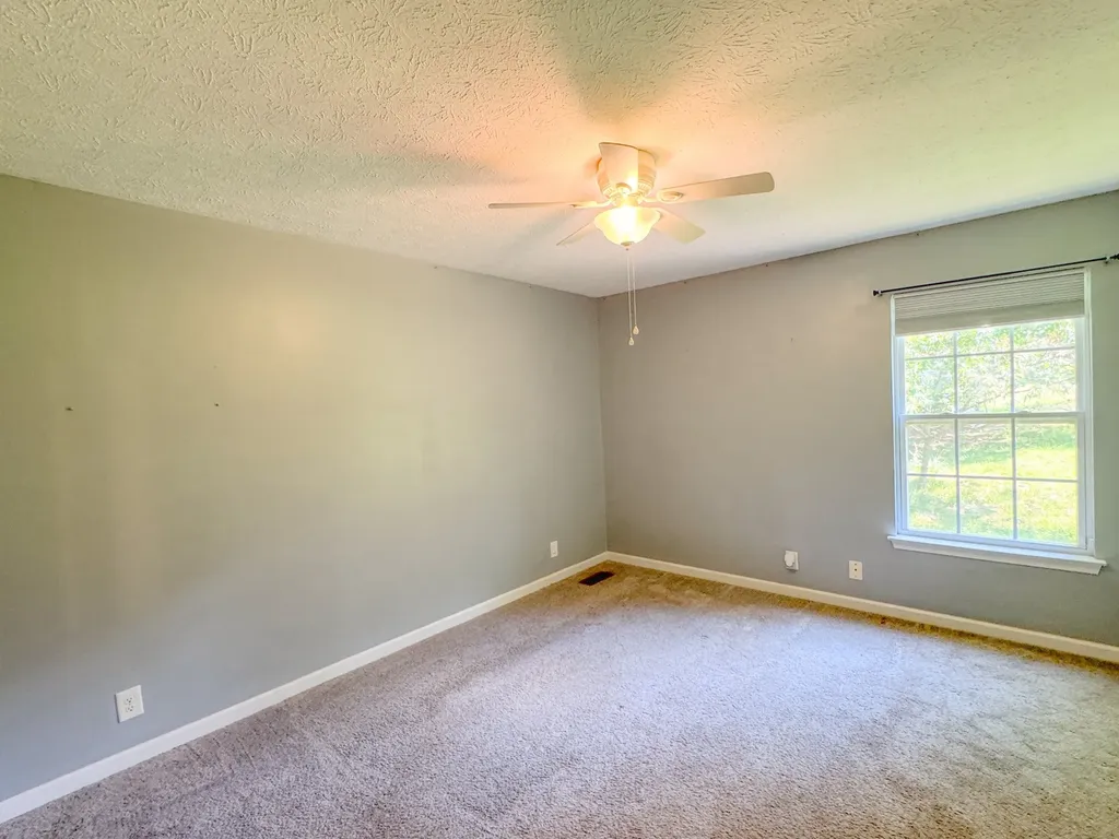 142 Keytown Road Portland TN 37148