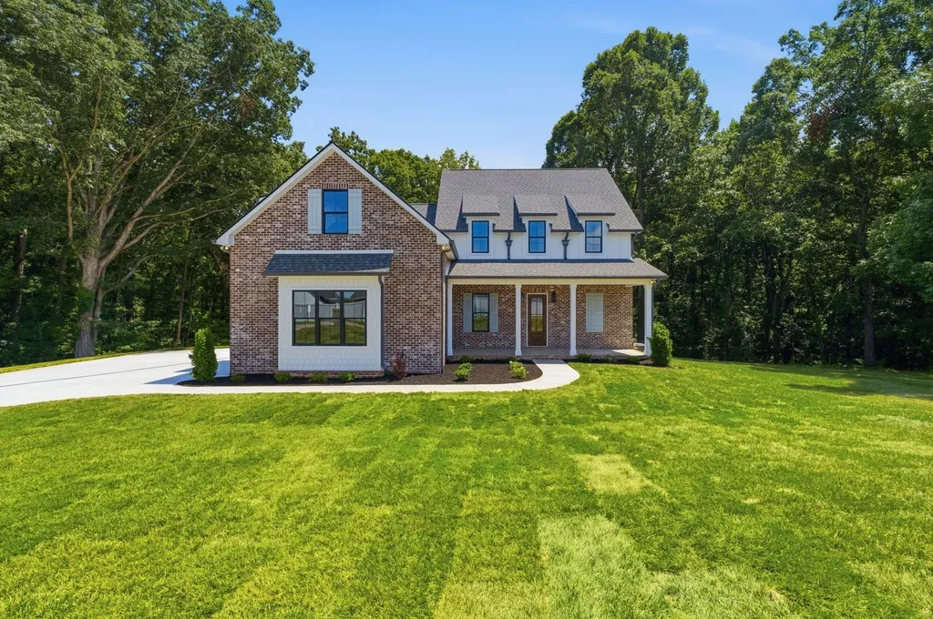 5855 Fisher Grove Road Greenbrier TN 37073