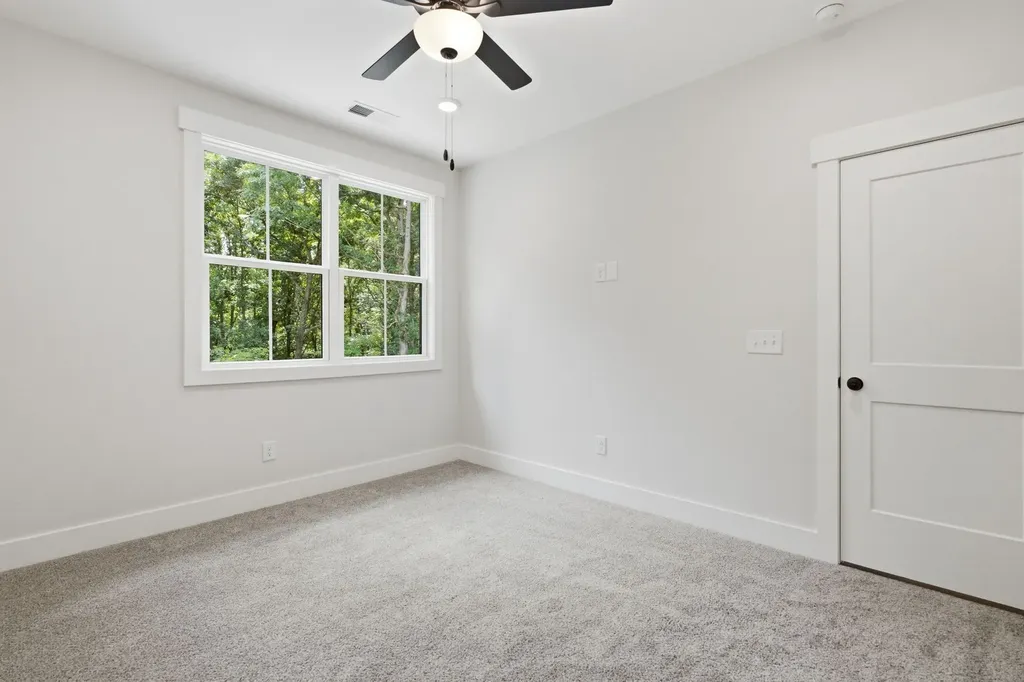 5855 Fisher Grove Road Greenbrier TN 37073