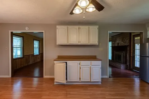 1200 Pin Oak Drive Hopkinsville KY 42240