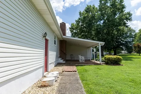 1200 Pin Oak Drive Hopkinsville KY 42240