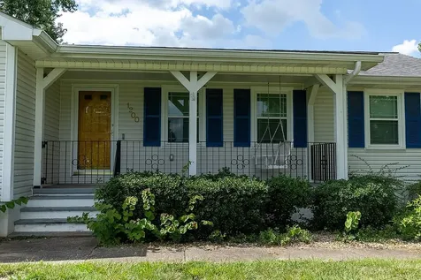 1200 Pin Oak Drive Hopkinsville KY 42240