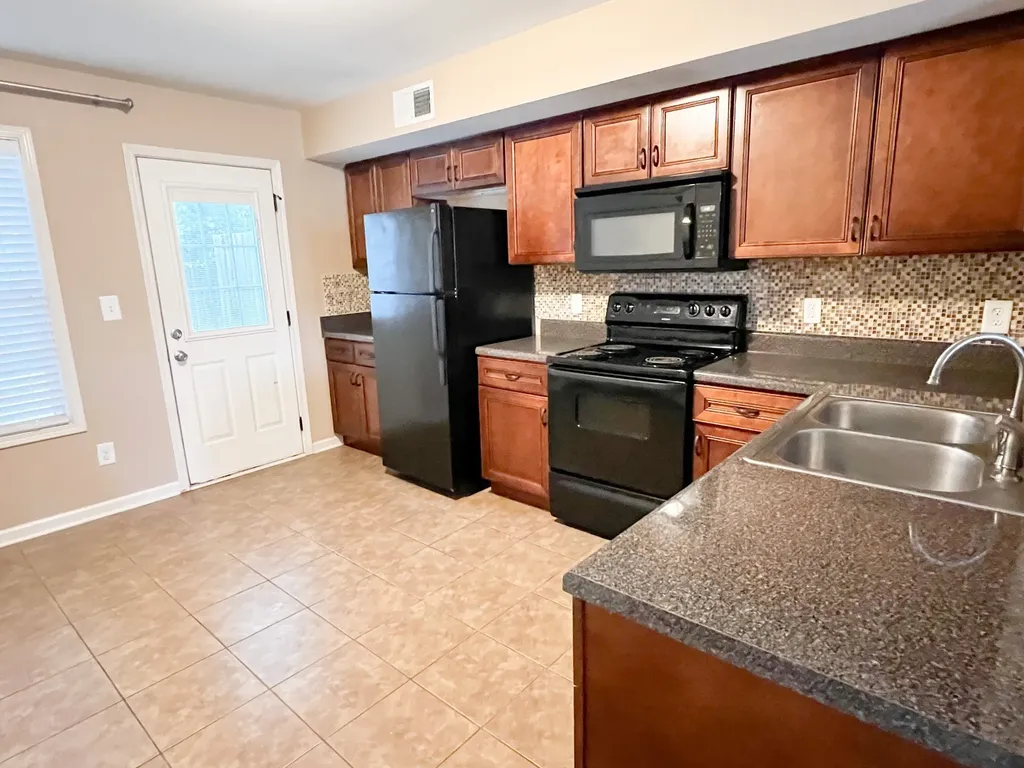 2276 Mccormick Lane Clarksville TN 37040