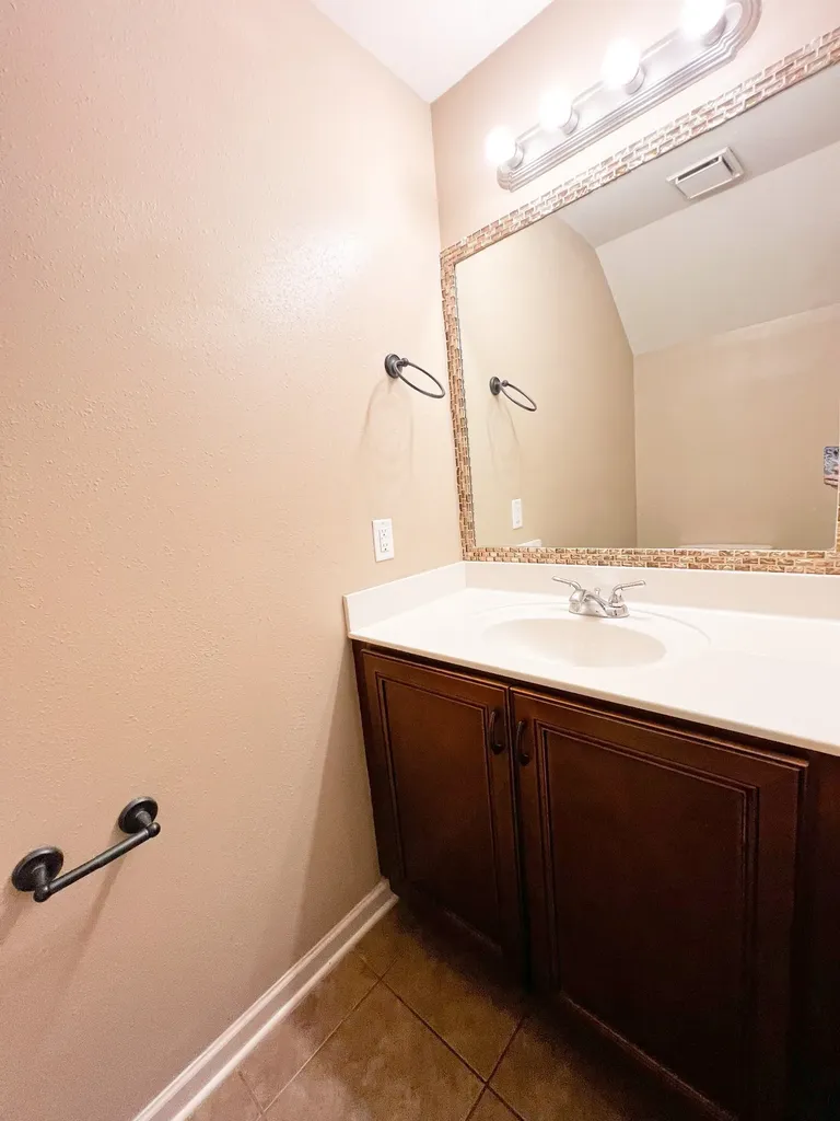 2276 Mccormick Lane Clarksville TN 37040